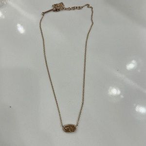 Kendra Scott necklace